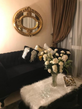 Two bedrooms , Luxury idyllic Apartment in the middle of Alex